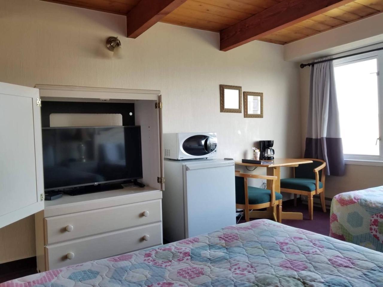 Islander Westport Hotell Exteriör bild