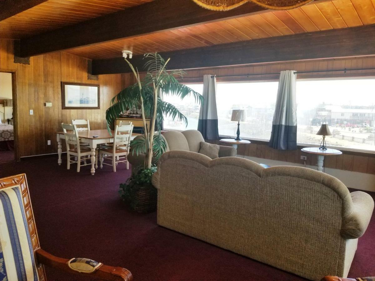 Islander Westport Hotell Exteriör bild