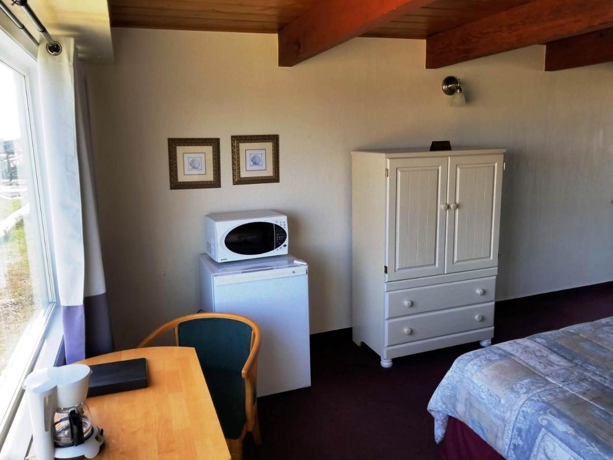 Islander Westport Hotell Exteriör bild