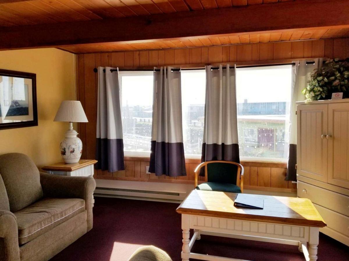 Islander Westport Hotell Exteriör bild