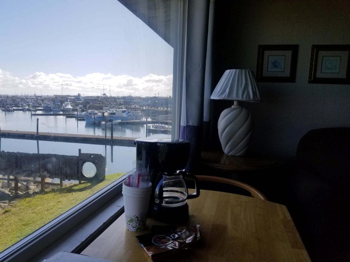 Islander Westport Hotell Exteriör bild